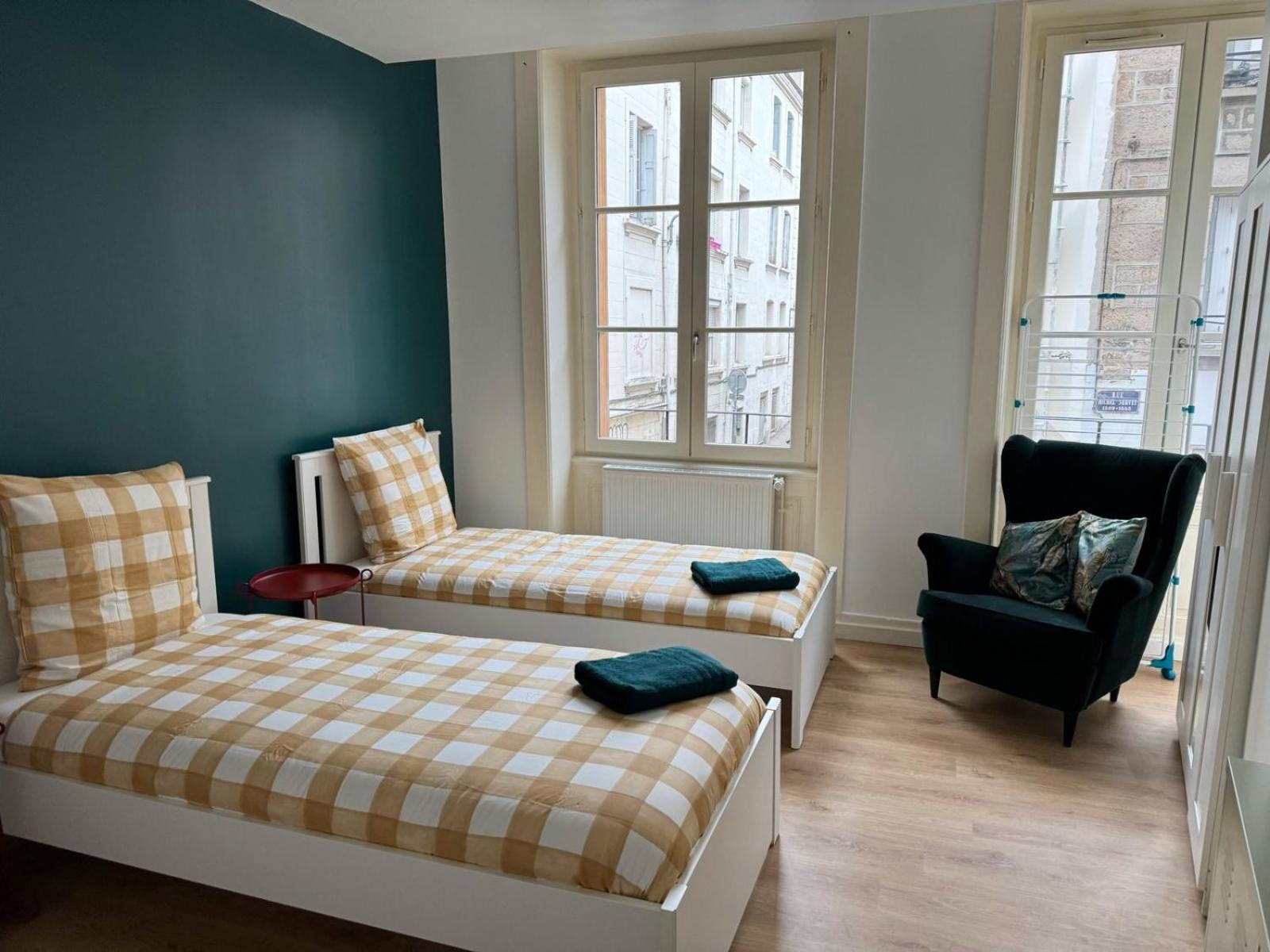 24 Chic & Cosy Grand 88m2 Parking Gratuit Hypercentre Netflix * Saint-Etienne (Loire)